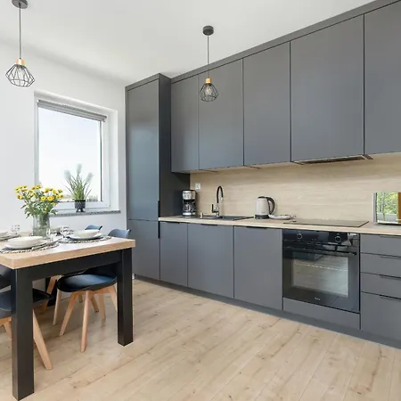 Apartment Nadmorski Z Parkingiem W Ustroniu Morskim By Renters *