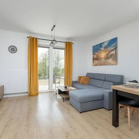 Apartment Nadmorski Z Parkingiem W Ustroniu Morskim By Renters Ustronie Morskie