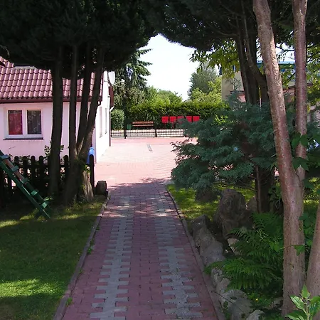 Guest house Upaniani