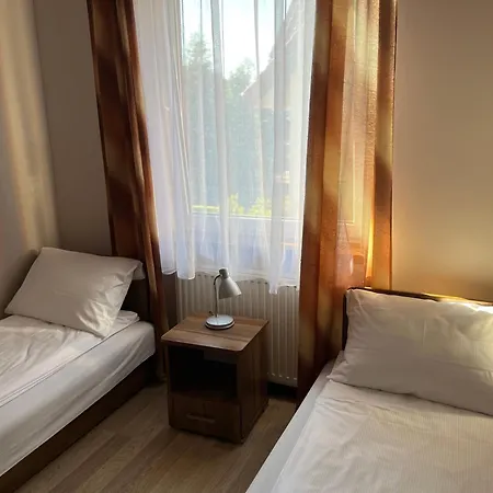 Etiuda Homestay *