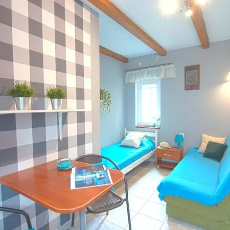 Wynajem Apartamentow I Pokoi.