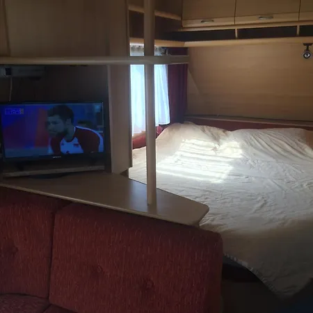 Uroczy Z Tarasem Campsite Ustronie Morskie