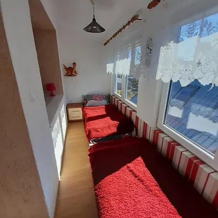 Wynajem Apartamentow I Pokoi.
