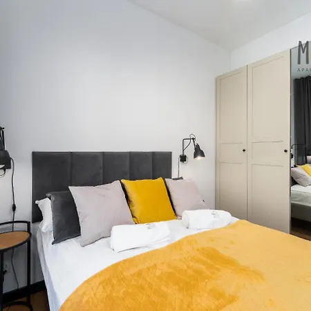 Summer Lofts Premium With Parking Apartment