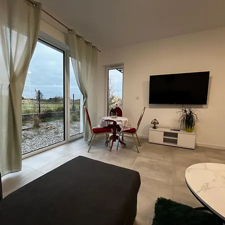 Idylla Apartment