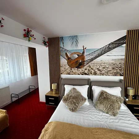 Butik W Centrum 350m Od Morza Hotel *