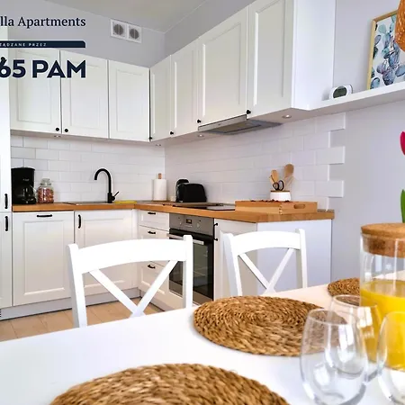 Holiday home Marina I Dom Rodzinny - Basen Zewnetrzny, Kort Tenisowy, Silownia, Plac Zabaw, Boisko - 365pam *