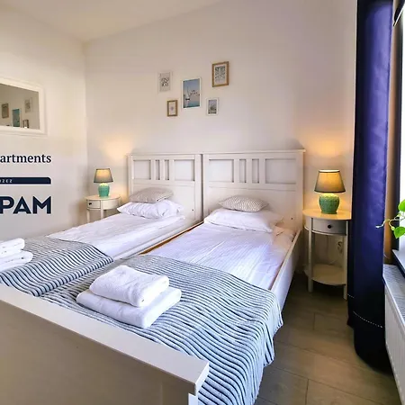 Marina I Dom Rodzinny - Basen Zewnetrzny, Kort Tenisowy, Silownia, Plac Zabaw, Boisko - 365pam Holiday home *