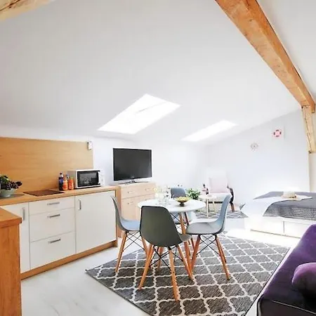Apartment Very Close To The Sea 30 M2 *