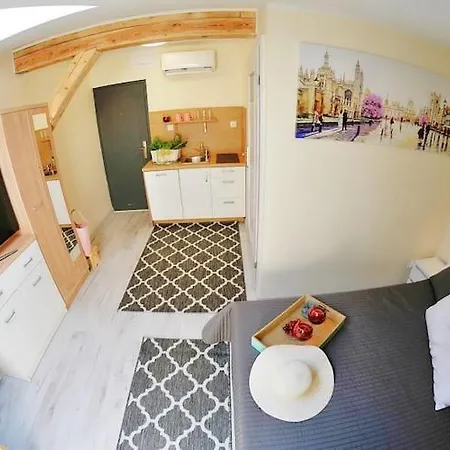 Apartment Very Close To The Sea 30 M2