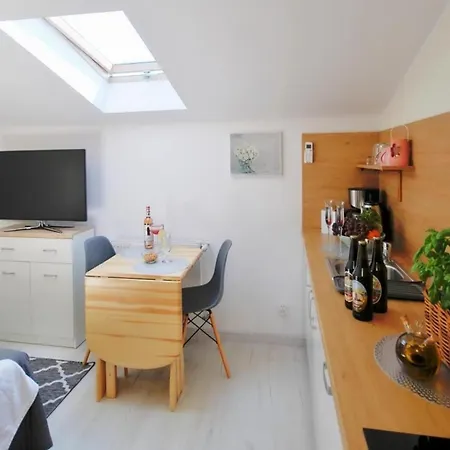 Apartment Very Close To The Sea 30 M2
