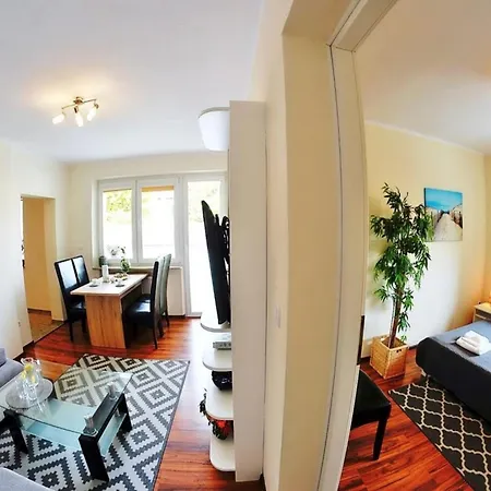 Apartment Apartment, Balcony And Sea View, Ustronie Morskie