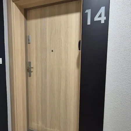 Apartment Szczesliwy - 14