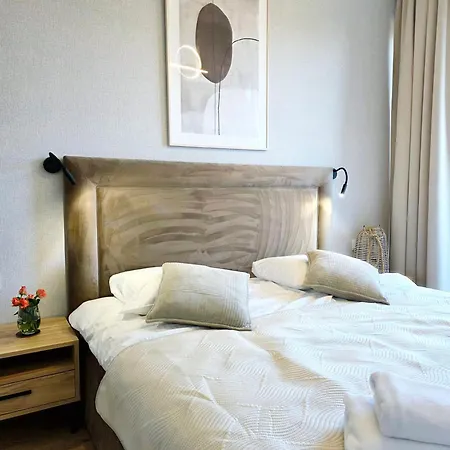 Apartament Zlote Zurawie Moon Residence - Parking W Cenie, Widok Na Morze Z Balkonu- 365Pam