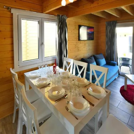 With Pool Whirlpool Sauna Holiday home *