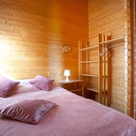 Home, Holiday home