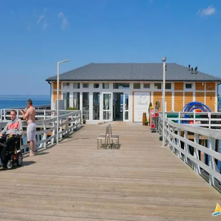 Holiday home Home, *