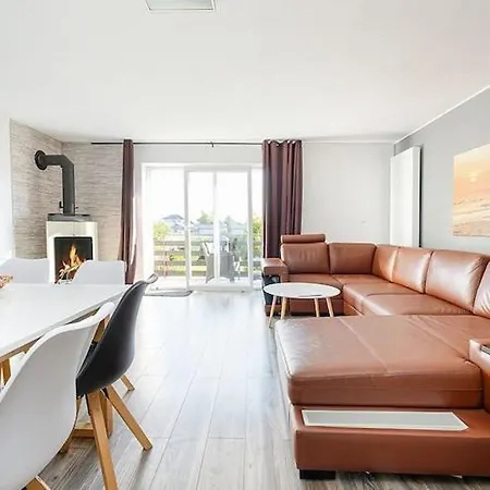 Comfortable, Large Villa, Ustronie Morskie, Cleaning Included Holiday home *
