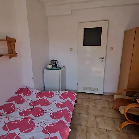 Goscinne Wiejska 11 Homestay *