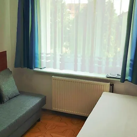 Radomianka Pokoje Goscinne * Ustronie Morskie