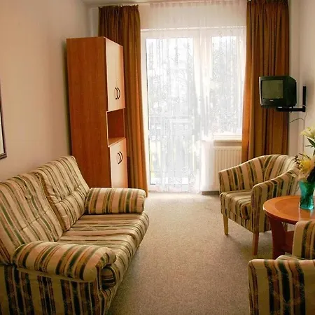 Relax Health & 3*