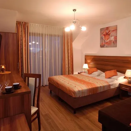 Homestay Venus *