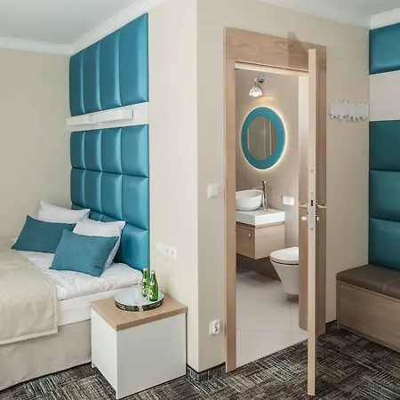 Nocleg ze śniadaniem Marlena Centrum-pokoje Ozonowane 4*