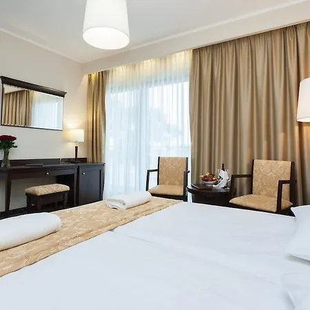 Lambert Medical Hotel Ustronie Morskie