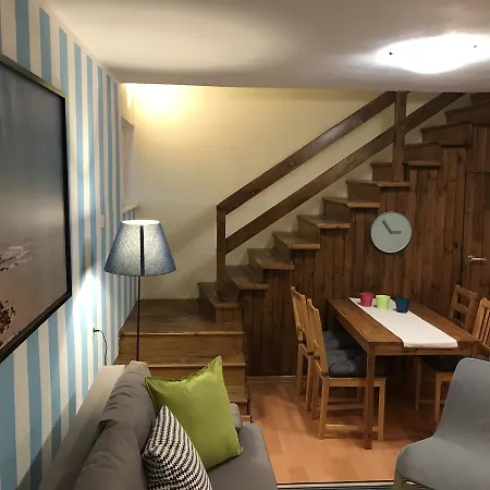Pod Modrzewiem Ferienpark *