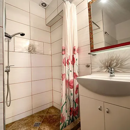 Nord-west I Restauracja Tawerna Kubryk Homestay