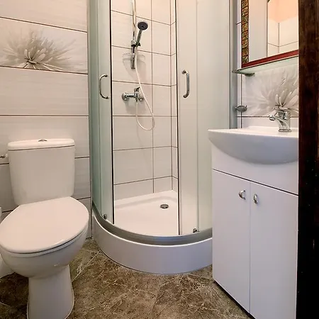 Nord-west I Restauracja Tawerna Kubryk Homestay *