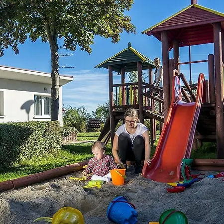 Bursztynowe Wzgorze Family Ośrodek wypoczynkowy
