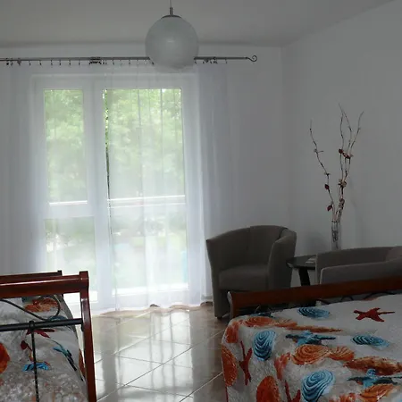 Nord-west I Restauracja Tawerna Kubryk Homestay Ustronie Morskie