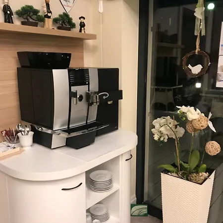 Nocleg ze śniadaniem Marlena Centrum-pokoje Ozonowane 4*