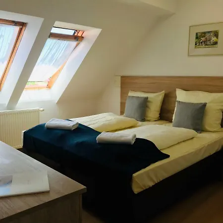 Bed & Breakfast Azalia *