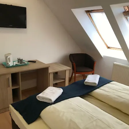 Azalia Bed & Breakfast *