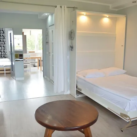 Brezza Apartment *