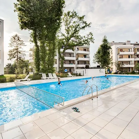 Crystal Apartment *