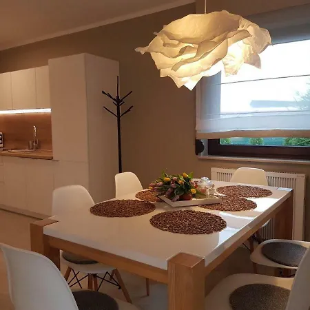 Caloroczne Domki Wakacyjne Irys & Bratek - 365pam Holiday home