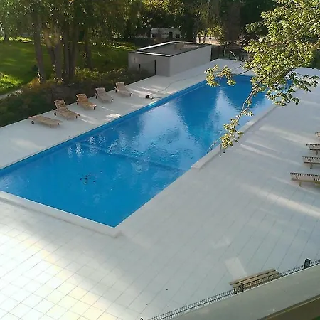 Zachodnia 1 *