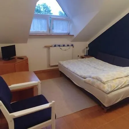 Homestay Pod 4 *