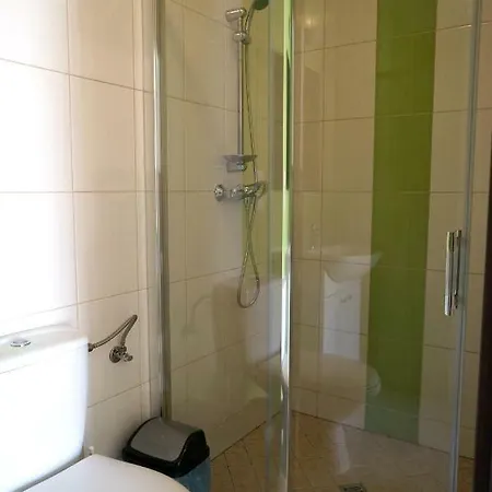 Goscinne - Hesjok Homestay