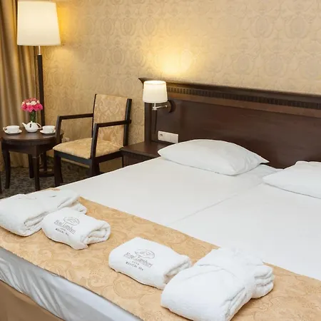 Lambert Medical Hotel 4*