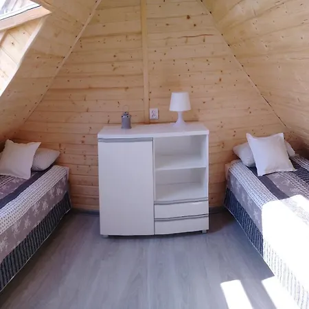 Letniskowe I U Katarzyny Homestay