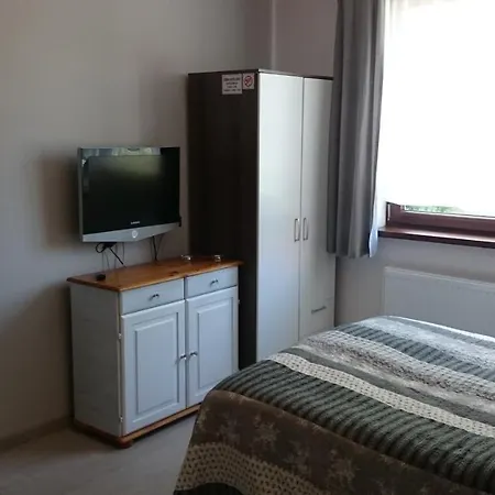 Letniskowe I U Katarzyny Homestay *