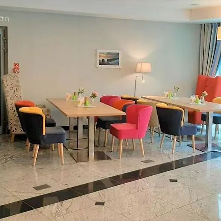 Hotel Skal Medi & 4*